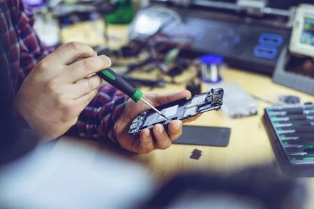 Get Expert and Friendly Mobile Repair Services in Delhi